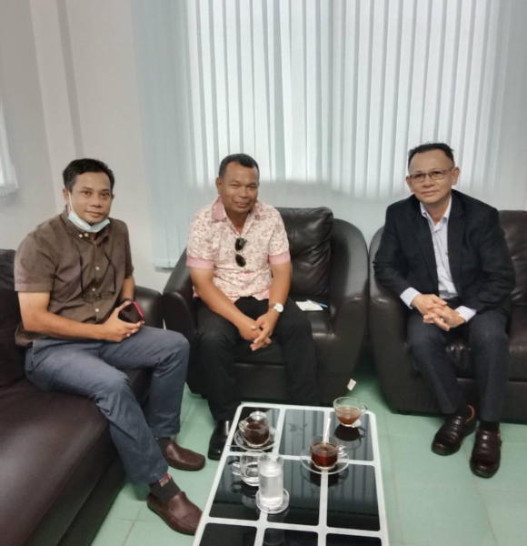 การต้อนรับว่าที่ร้อยตรี ศรุตดีน บิลังโหลด ปลัด อบต.ตันหยงโป เดินทางมาเยี่ยมเทศบาลเจ๊ะบิลัง