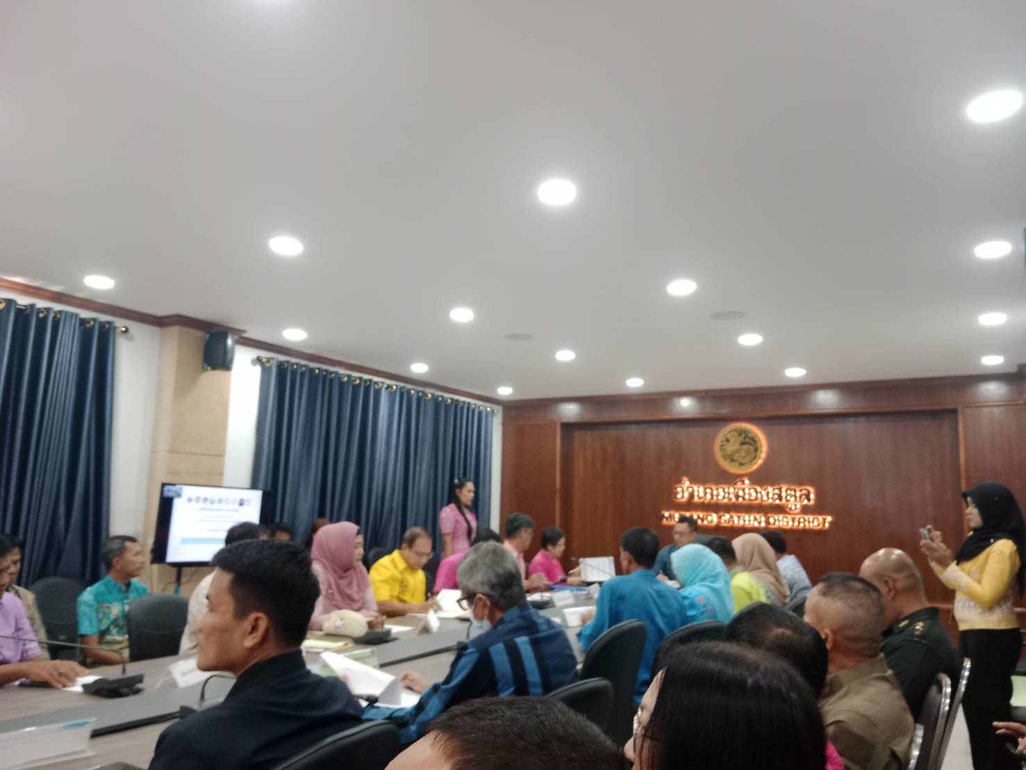 เทศบาลตําบลเจ๊ะบิลัง เข้าร่วมประชุมหัวหน้าส่วนราชการประจำอำเภอเมืองสตูลและคณะกรรมการบริหารงานอำเภอแบบบูรณาการ (ก.บ.อ.) ครั้งที่ 1 / 2568