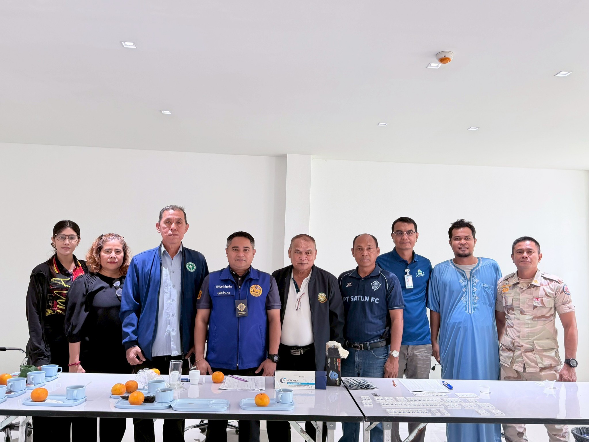 เทศบาลตำบลเจ๊ะบิลัง ดำเนินการตรวจปัสสาวะหาสารเสพติดให้เเก่เจ้าหน้าที่เทศบาลตำบลเจ๊ะบิลัง